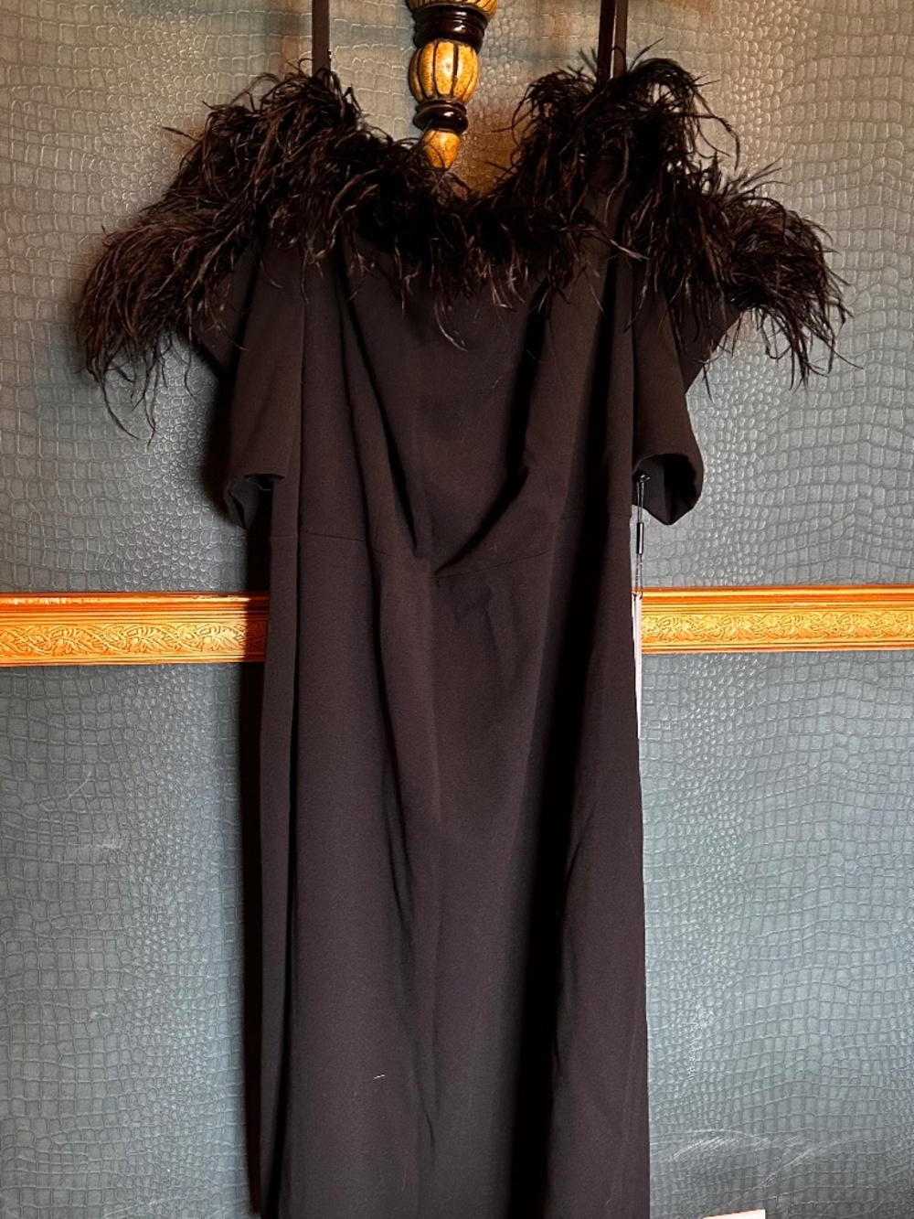 Calvin Klein salon evening wear,  dress w/ natural feather collar.  sz24